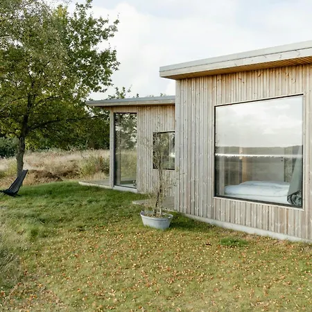 Semesterbostad Feel The Nature Inside In Architect-designed Gem